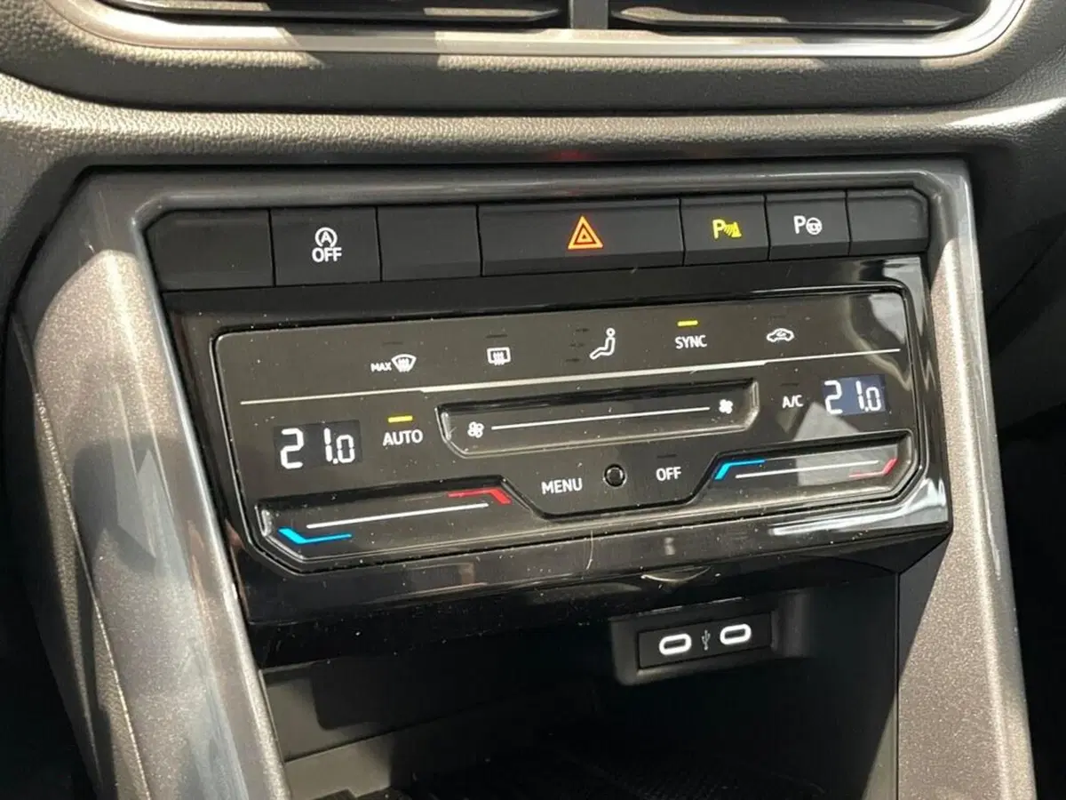 Volkswagen T-Roc usata a Ravenna (15)