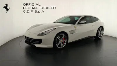 Ferrari GTC4Lusso Coup&eacute; GTC4Lusso T del 2017 usata a Corciano