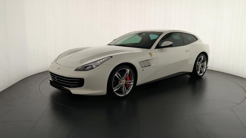 Ferrari GTC4Lusso Coupé usata a Perugia (2)