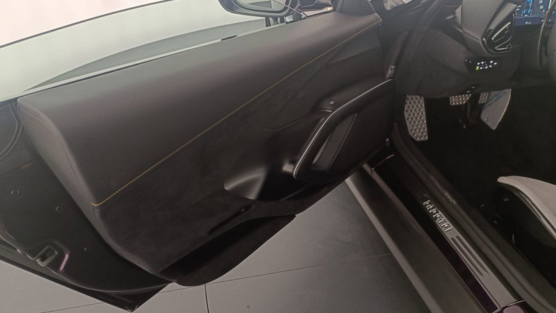 Ferrari 12Cilindri Coupé usata a Perugia (9)