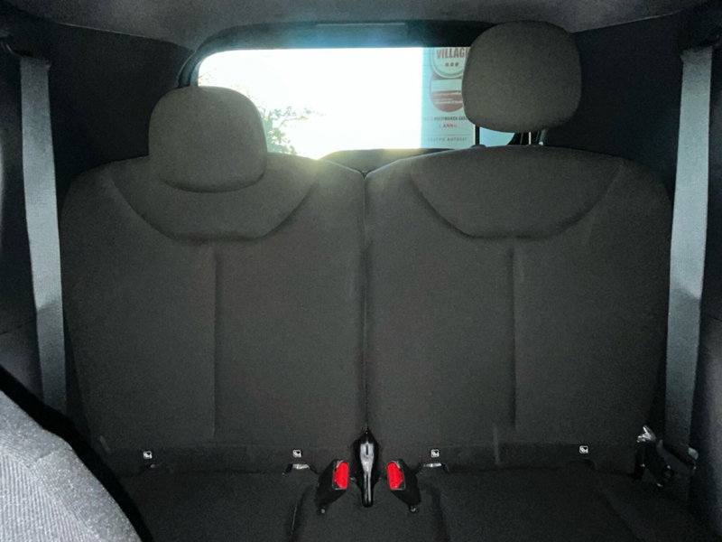 Toyota Aygo X usata a Lecce (12)