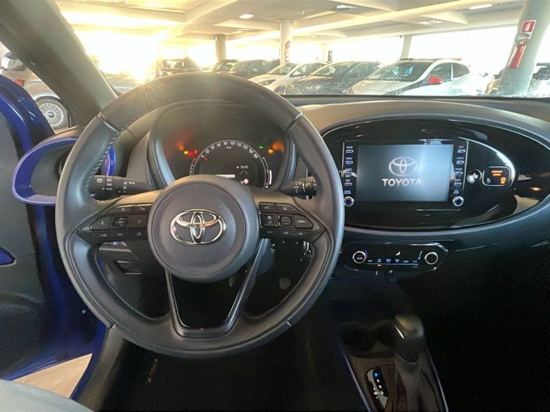 Toyota Aygo X usata a Lecce (13)