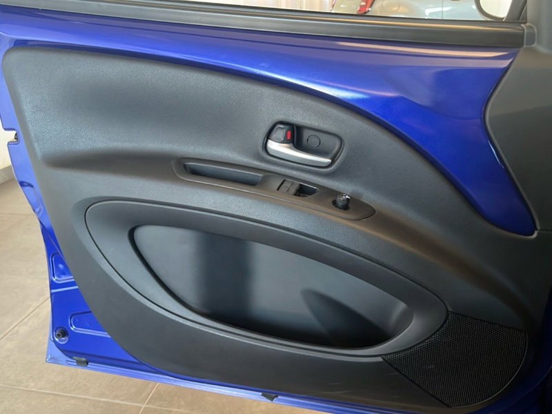 Toyota Aygo X usata a Lecce (19)