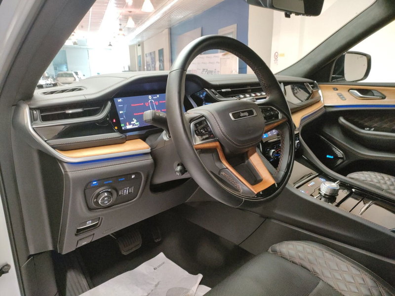 Jeep Grand Cherokee usata a Teramo (11)