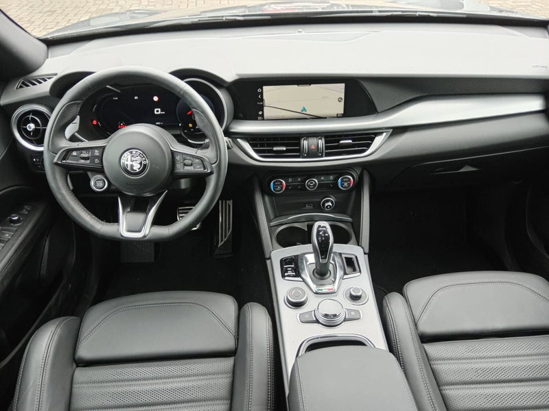 Alfa Romeo Stelvio usata a Alessandria (14)