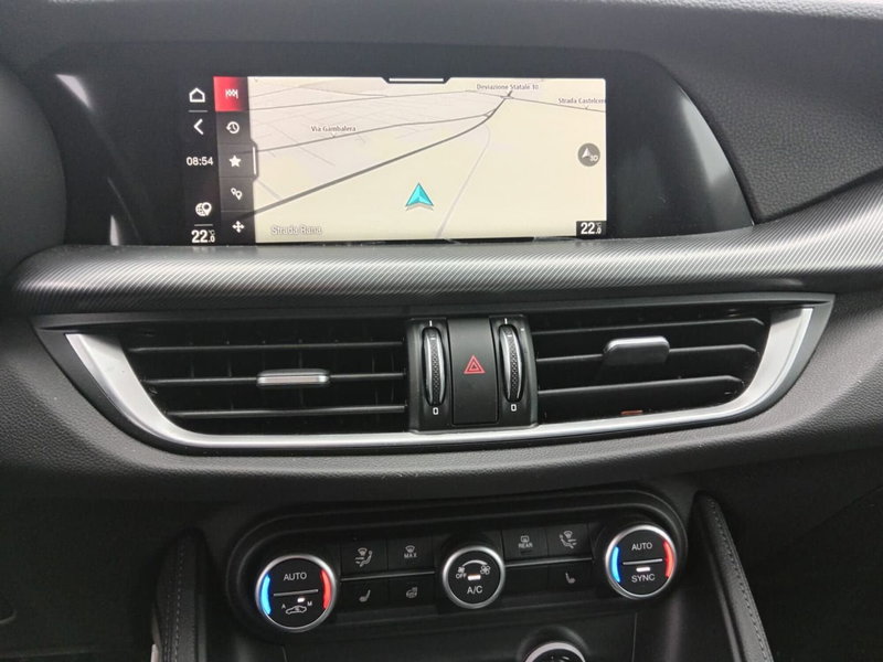 Alfa Romeo Stelvio usata a Alessandria (18)