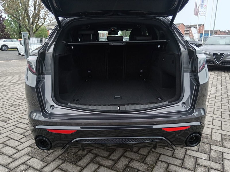 Alfa Romeo Stelvio usata a Alessandria (6)