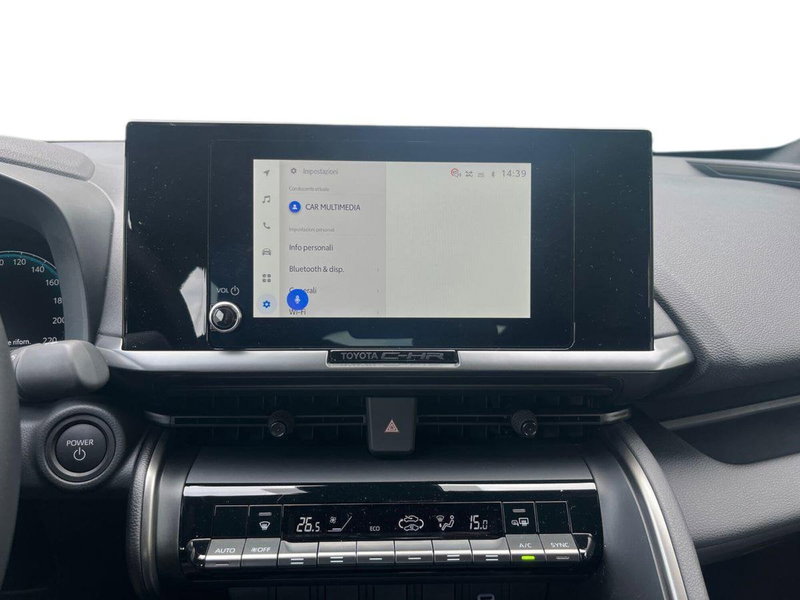 Toyota Toyota C-HR nuova a Lecco (13)