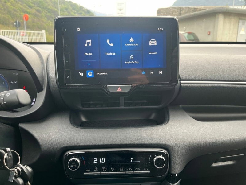 Toyota Yaris usata a Sondrio (9)