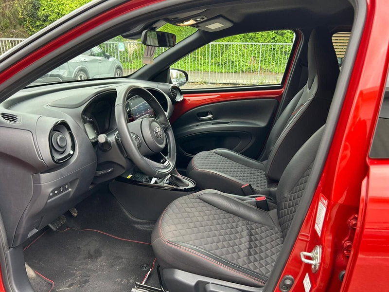 Toyota Aygo X usata a Piacenza (11)