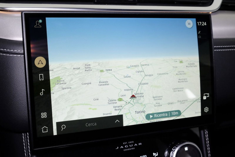 Jaguar F-Pace usata a Torino (11)