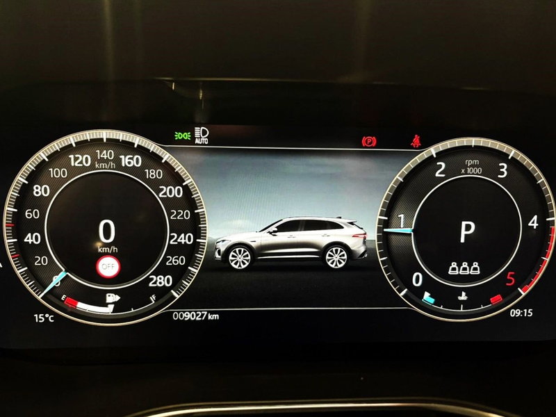 Jaguar F-Pace usata a Torino (13)