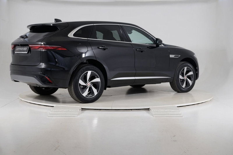 Jaguar F-Pace usata a Torino (2)