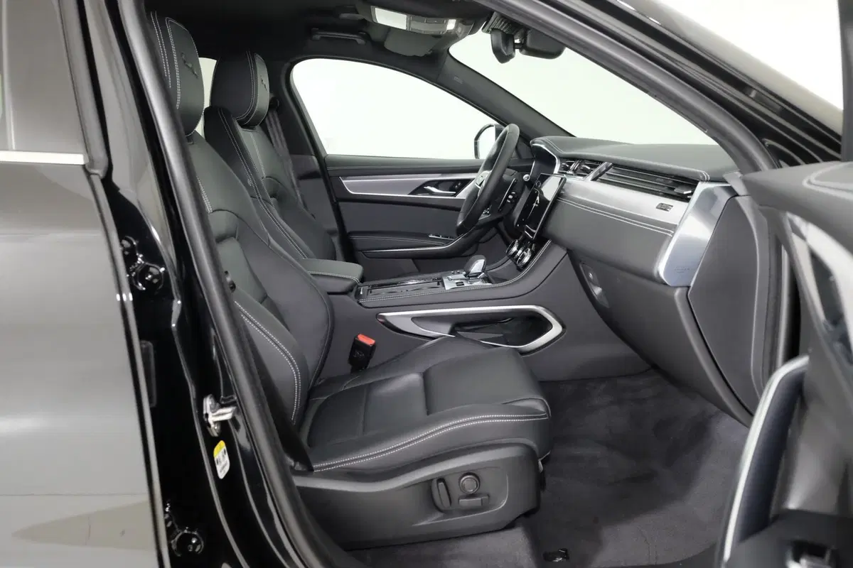 Jaguar F-Pace usata a Torino (3)
