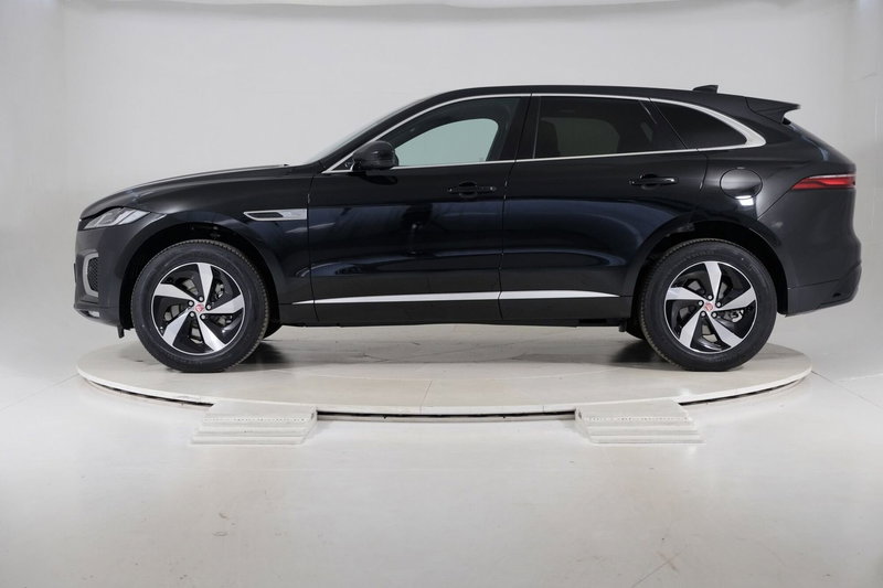 Jaguar F-Pace usata a Torino (6)