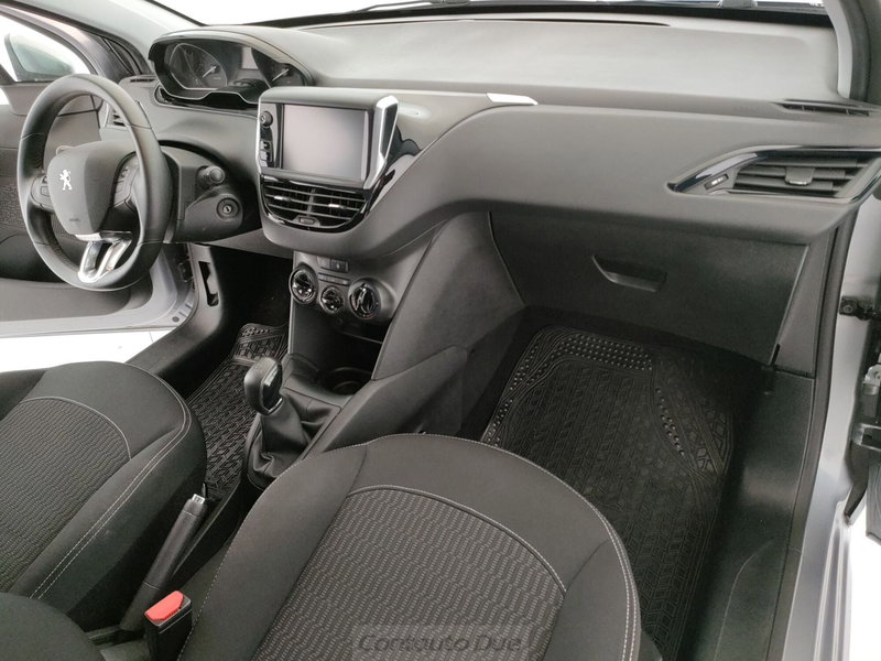 Peugeot 208 usata a Caserta (16)