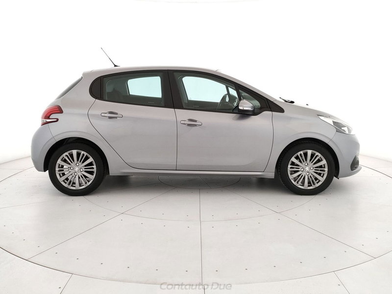 Peugeot 208 usata a Caserta (6)