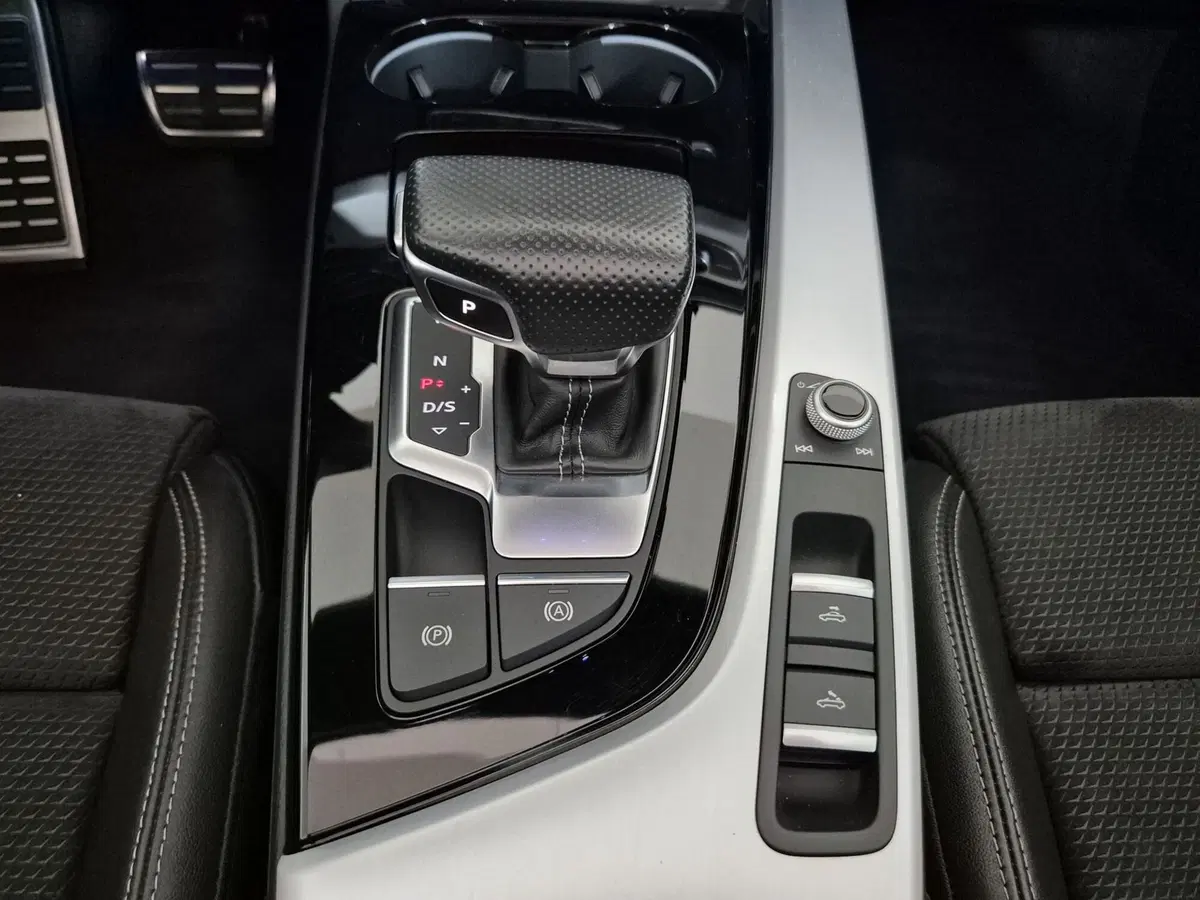 Audi A5 Cabrio usata a Torino (10)