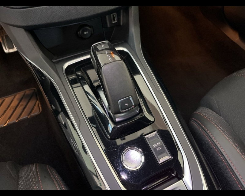 Peugeot 308 Tre Volumi usata a Torino (6)