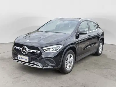 Mercedes-Benz GLA SUV 180 Automatic Sport del 2023 usata