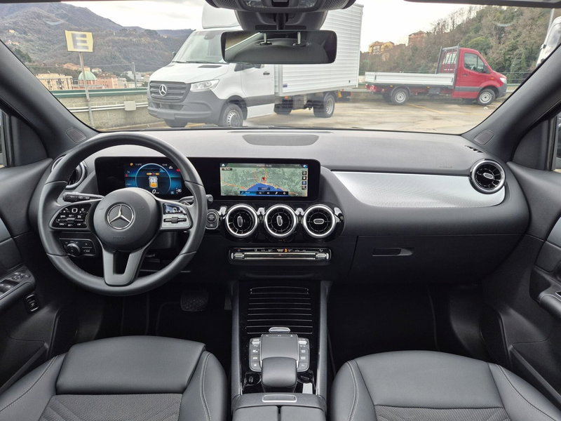 Mercedes-Benz GLA SUV usata  (8)