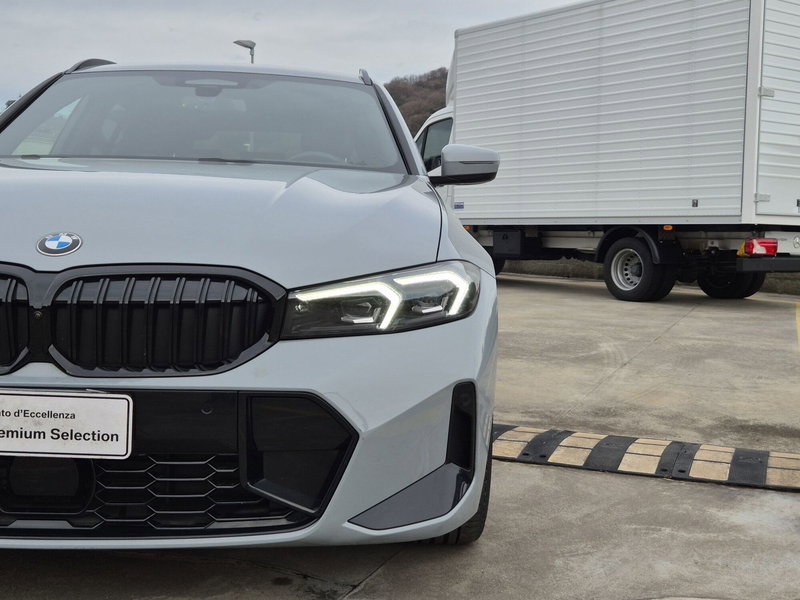 BMW Serie 3 Touring usata  (18)