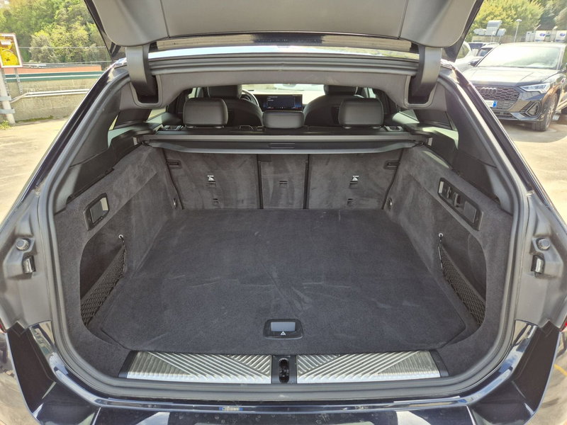 BMW Serie 5 Touring usata  (12)