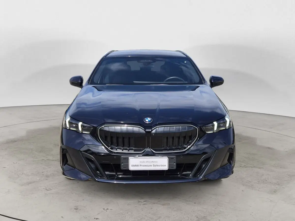 BMW Serie 5 Touring usata  (2)