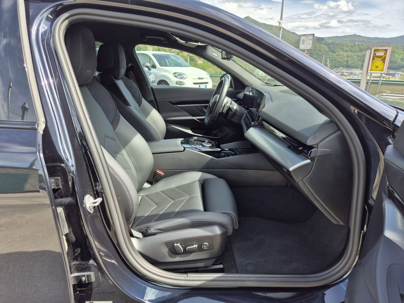 BMW Serie 5 Touring usata  (9)