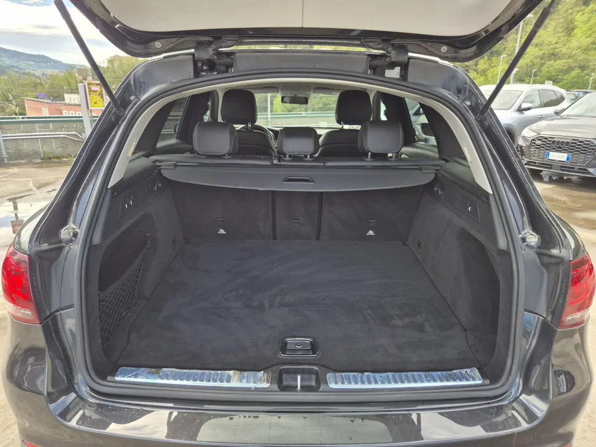 Mercedes-Benz GLC SUV usata  (12)