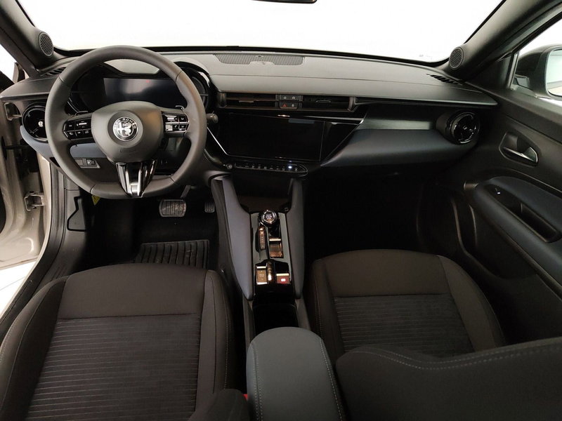 Alfa Romeo Junior usata a Caserta (15)