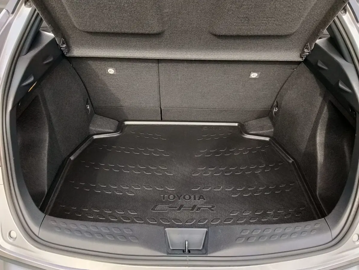 Toyota Toyota C-HR usata a Belluno (17)