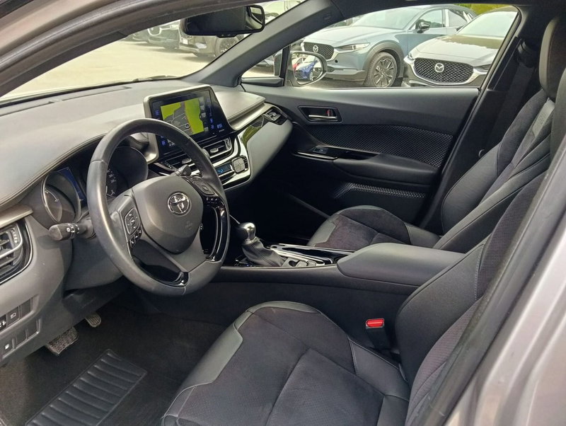 Toyota Toyota C-HR usata a Belluno (7)