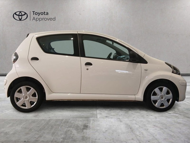 Toyota Aygo usata a Catania (4)