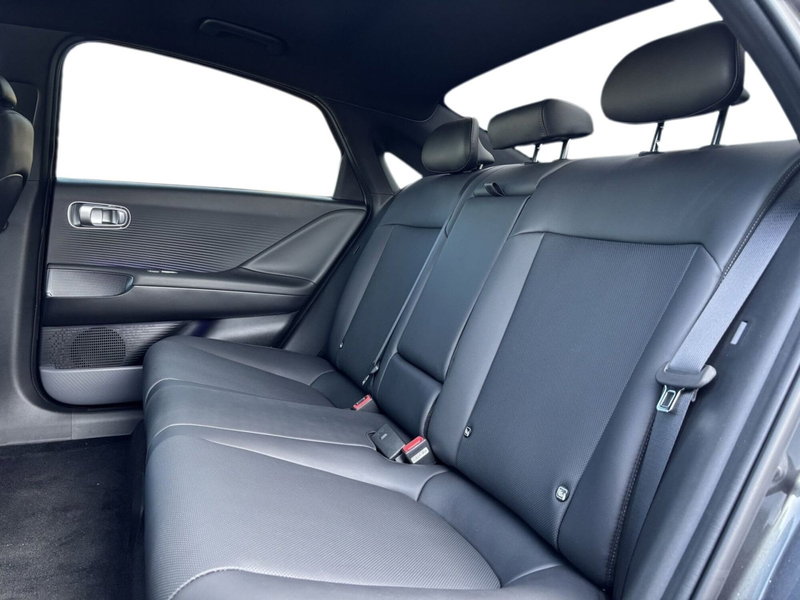 Hyundai Ioniq 6 nuova a Lucca (10)