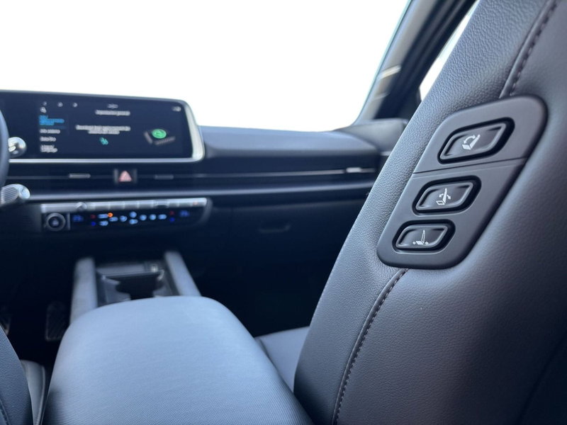 Hyundai Ioniq 6 nuova a Lucca (11)