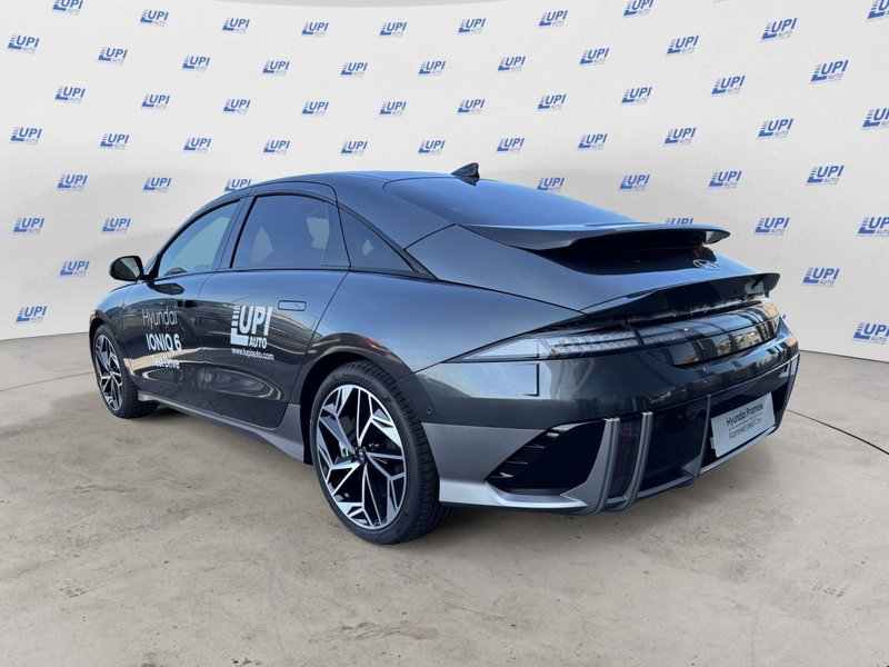 Hyundai Ioniq 6 nuova a Lucca (3)