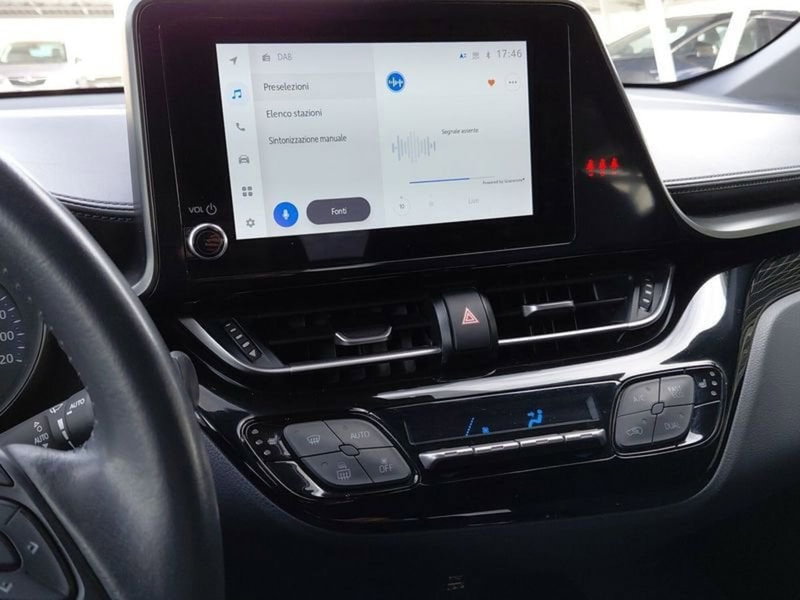 Toyota Toyota C-HR usata a Cagliari (15)