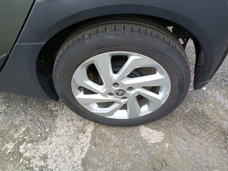 Toyota Aygo X usata a Milano (11)