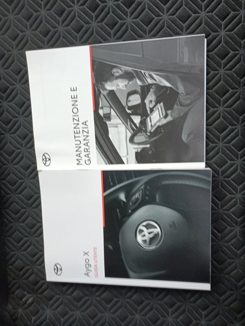 Toyota Aygo X usata a Milano (15)