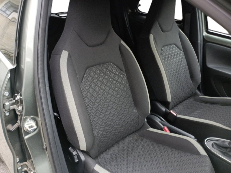 Toyota Aygo X usata a Milano (7)