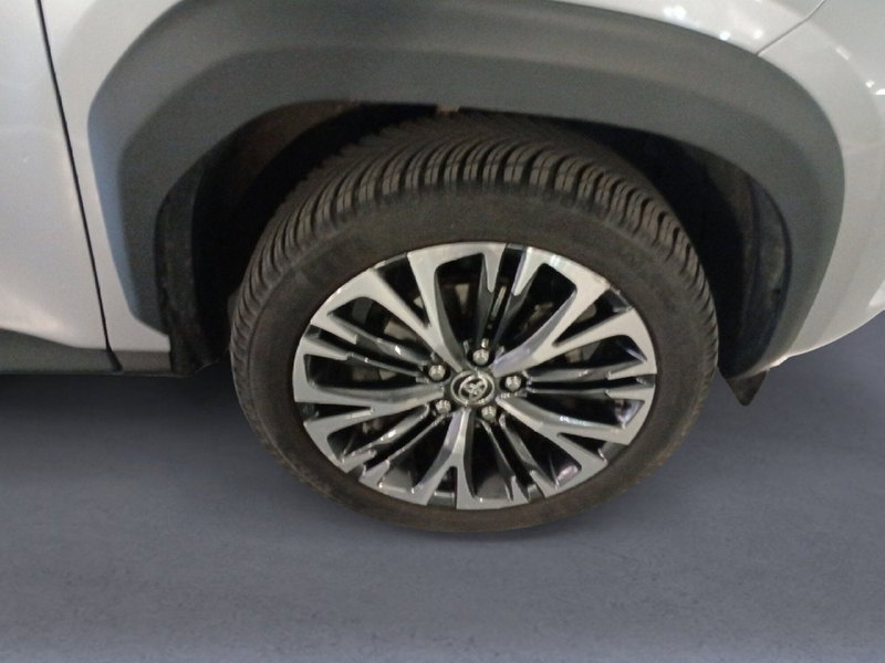 Toyota Yaris Cross usata a Milano (11)