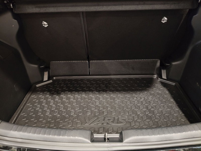 Toyota Yaris usata a Roma (12)