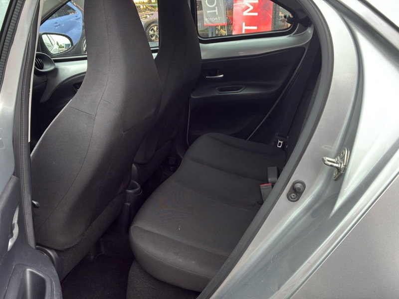 Toyota Aygo X usata a Mantova (19)