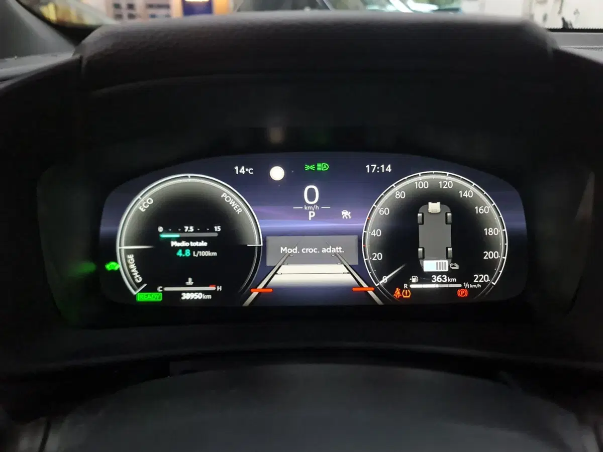 Toyota Toyota C-HR usata a Modena (11)