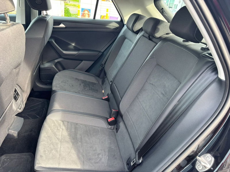 Volkswagen T-Roc usata a Modena (14)