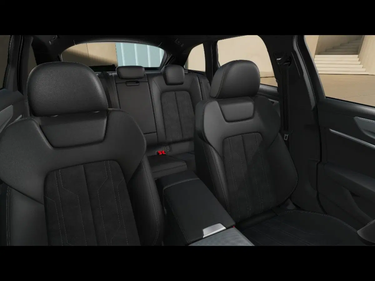 Audi A6 Avant nuova a Grosseto (11)
