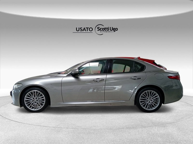 Alfa Romeo Giulia usata a Siena (5)