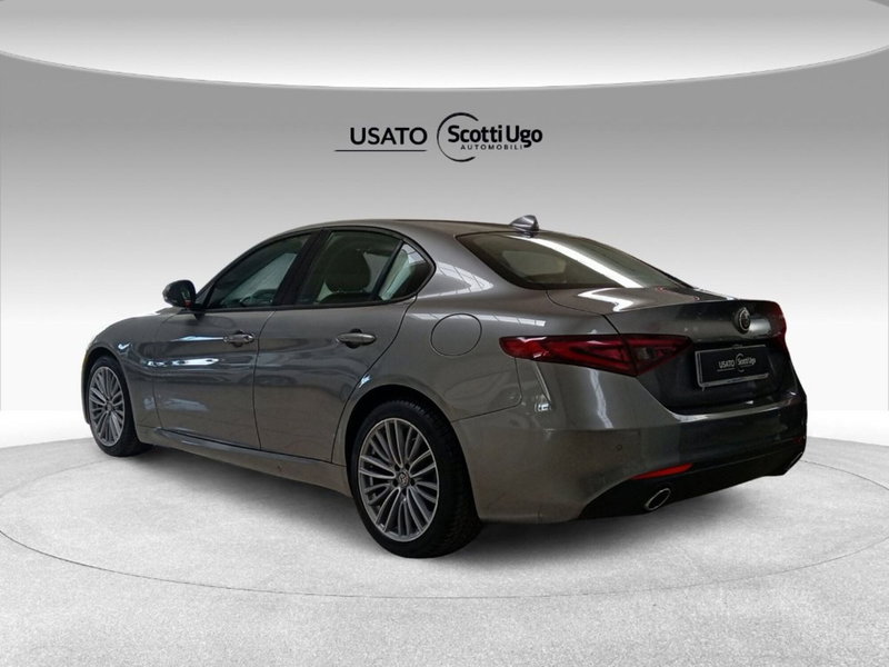 Alfa Romeo Giulia usata a Siena (6)