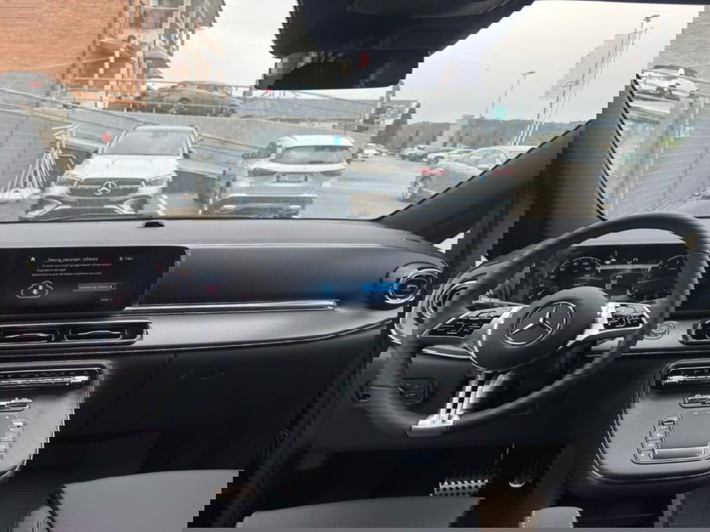 Mercedes-Benz Classe V nuova a Firenze (16)